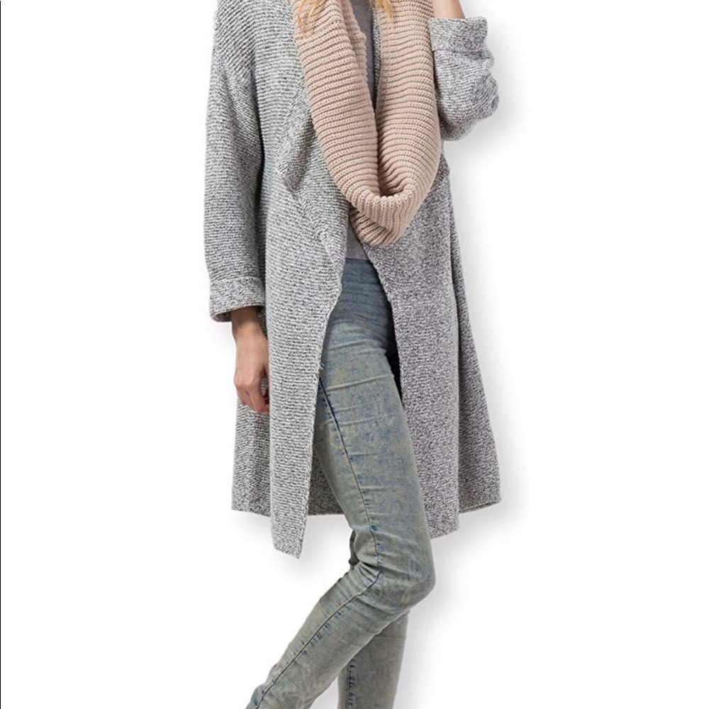 Clearance Sale💥❗️🆕 Infinity Scarf Beige - Picture 3 of 7